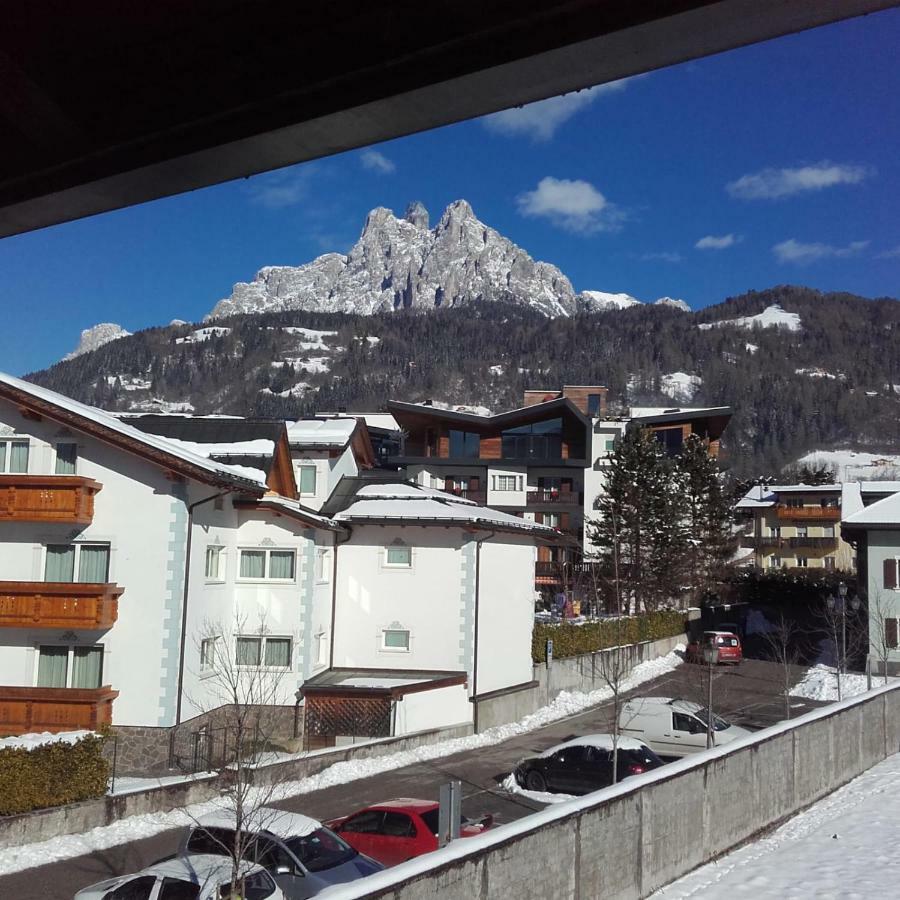 La Finestra Sulle Dolomiti - The Window To The Dolomites Apartment Fiera Di Primiero Luaran gambar
